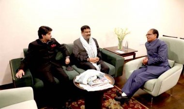 केंद्रीय मंत्रियों से मुख्यमंत्री ने की भेंट