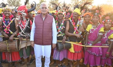 बेलरगांव भेंट-मुलाकात: CM भूपेश बघेल ने सुनीं विकास की बातें, लोगों ने बताए अनुभव