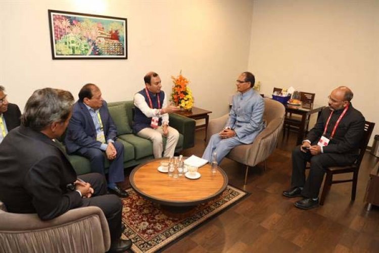 निवेशकों से वन-टू-वन चर्चा में CM शिवराज ने कहा- देश में आई.टी. का अगला डेस्टिनेशन इंदौर होगा