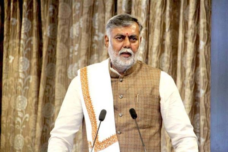 प्राकृतिक संसाधनों, मानव श्रम का आदर करना सीखना होगा: ग्रामीण विकास मंत्री प्रहलाद पटेल
