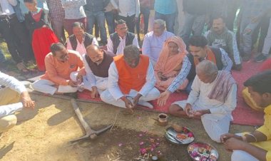 ग्राम कचनारिया में जल-कलश यात्रा में शामिल हुए स्वास्थ्य मंत्री डॉ. चौधरी