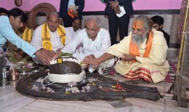 अभनपुर में CM भूपेश ने जगतगुरु श्रीमद वल्लभाचार्य जी और श्री चम्पेश्वर महादेवजी का किया दर्शन