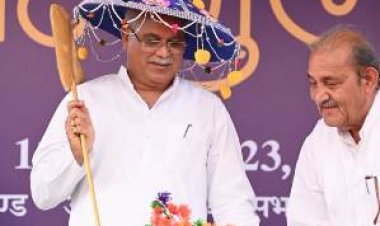 CM भूपेश बघेल पहुंचे ग्राम तामासिवनी, हल भेंटकर आत्मीय स्वागत किया