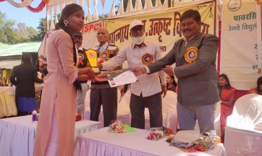 प्रतिस्पर्धा में सफल होने तकनीक का समुचित उपयोग आवश्यक - हर्षिका सिंह