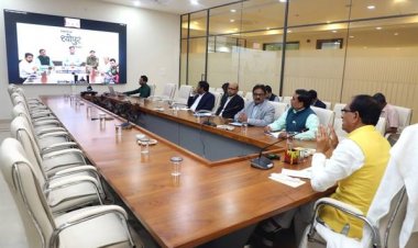 मुख्यमंत्री चौहान ने चीता प्रोजेक्ट की तैयारियों की जानकारी ली