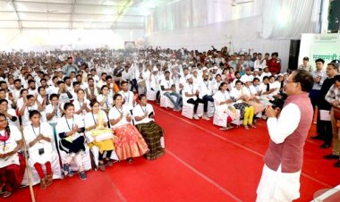 प्रदेशवासियों की जिंदगी सँवारने के सरकार के प्रयासों में उत्प्रेरक बने : मुख्यमंत्री  