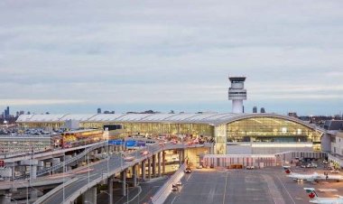 टोरेंटो इंटरनेशनल एयरपोर्ट से 121 करोड़ का सोना चोरी, 3 दिन बाद भी नहीं मिला सुराग