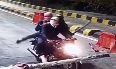 चकरावदा टोल पर नकाबपोश गुंडों का गदर, दो एम्बुलेंस सहित 5 वाहनों, टोल केबिन में तोड़फोड़