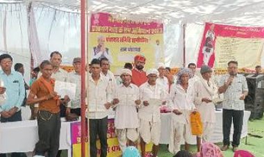 बांसवाडा में जल संसाधन मंत्री ने किया महंगाई राहत शिविरों का अवलोकन