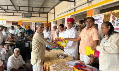 अल्पसंख्यक मामलात मंत्री ने जैसलमेर में किया महंगाई राहत कैंप का निरीक्षण