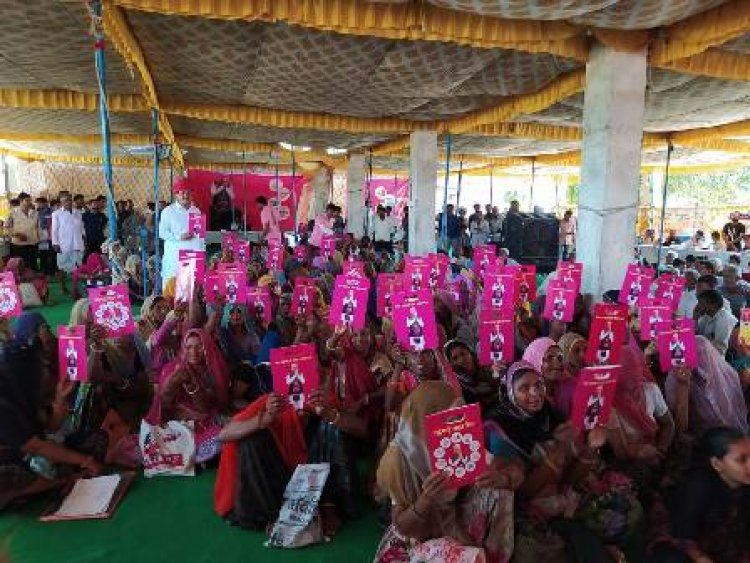 सहकारिता मंत्री ने चित्तौड़गढ़ जिले में किया महंगाई राहत कैंप का निरीक्षण