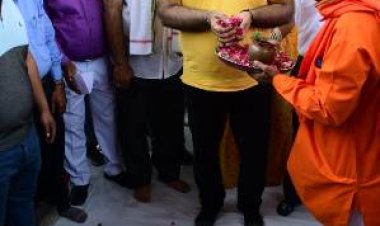 हैरिटेज के सिविल लाईन जोन के वार्ड 41 मे खाद्य एवं नागरिक आपूर्ति मंत्री ने सुलभ शौचालय का शिलान्यास किया