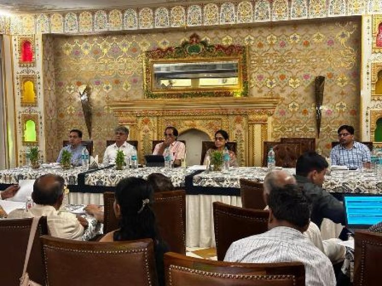 अतिरिक्त मुख्य सचिव ने ली बीकानेर संभाग में समीक्षा बैठक