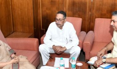 पर्यटन विभाग की समीक्षा बैठक बजट घोषणाओं का समयबद्ध क्रियान्वयन करना राज्य सरकार की सर्वोच्च प्राथमिकता: पर्यटन मंत्री