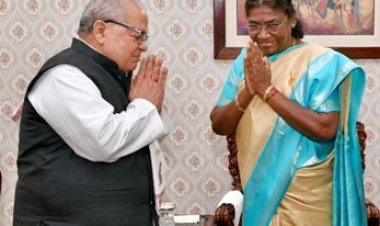 राष्ट्रपति को राज्यपाल ने दी भावभीनी विदाई