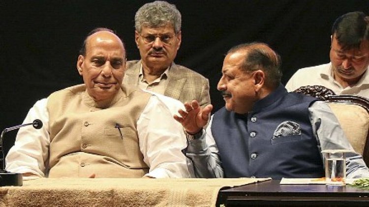 नापाक पाक को सख्त संदेश, जरूरत पड़ी तो हम एलओसी भी कर जाएंगे पार: राजनाथ 