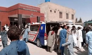 पाक में आत्मघाती हमला, 56 मौत, नमाज और ईद-ए-मिलाद के जुलूस में हुए थे शामिल