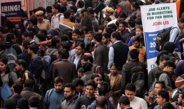 देश में बेरोजगारी घटी, लेकिन नहीं आए पढें-लिखों के अच्छे दिन: रिपोर्ट