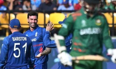 बड़े अंतर से इंग्लैंड ने बांग्लादेश को हराया, मलान की सेंचुरी, टॉपली ने झटके 4 विकेट