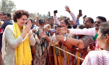 कांग्रेस सरकार बनने पर पढ़ो पढ़ाओ स्कीम में 500, 1000, और 1500 रुपए: प्रियंका गांधी 