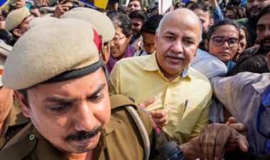 दिल्ली के पूर्व डिप्टी सीएम मनीष सिसोदिया को सुप्रीम कोर्ट नहीं मिली