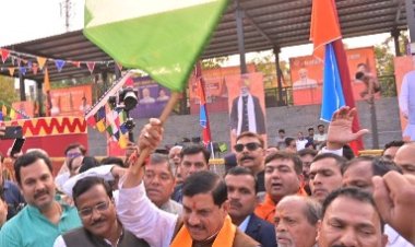 विकसित भारत संकल्प यात्रा: मुख्यमंत्री की उपस्थिति में प्रधानमंत्री मोदी ने किया वर्चुअली शुभारंभ