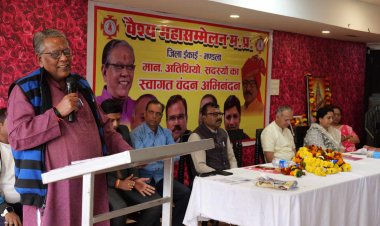 आने वाली पीढ़ी को संस्कार और सुरक्षा देना हमारी जिम्मेदारी - उमाशंकर गुप्ता