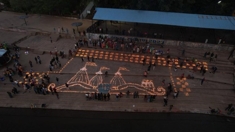रपटाघाट में मनाया गया दीपोत्सव