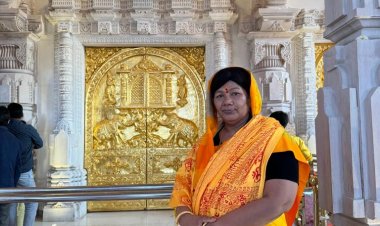 अयोध्या धाम में साथी मंत्रियों के साथ रामलला के दर्शनों की सुखानुभूति