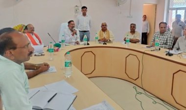 बिजली की बढ़ती मांग के अनुरूप विद्युत तंत्र को बनाएं मजबूत: ऊर्जा मंत्री 