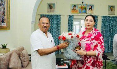 देवनानी से उपमुख्यमंत्री सुदिया कुमारी की मुलाकात