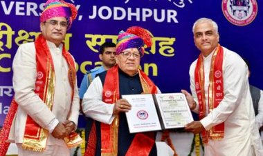 एम.बी.एम. विश्वविद्यालय का प्रथम दीक्षांत समारोह आयोजित, राज्यपाल राज्यपाल ने संविधान स्तम्भ का किया लोकार्पण