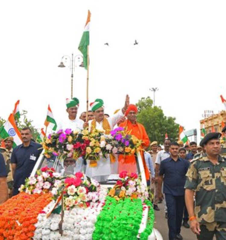 सोनार किले की प्राचीर से गूंजे देशभक्ति के तराने, मुख्यमंत्री ने ‘हर घर तिरंगा यात्रा’ को दिखाई हरी झण्डी
