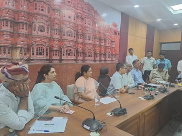 कलक्टर ने किया आमजन की समस्याओं का मौके पर निस्तारण 