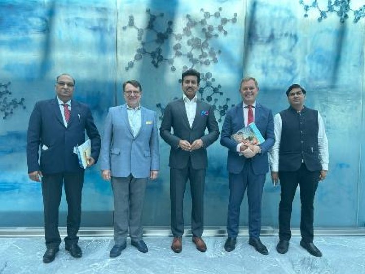 ‘राइजिंग राजस्थान’ ग्लोबल इन्वेस्टर्स समिट 2024: उद्योग एवं वाणिज्य मंत्री की स्विट्जरलैंड यात्रा: स्विस कंपनियों ने रेल विद्युतीकरण, फार्मा क्षेत्र में सहयोग में रुचि दिखाई
