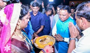 କଟକ ବାଲି ଯାତ୍ରାରେ ମୁଖ୍ୟମନ୍ତ୍ରୀ ଶ୍ରୀ ମୋହନ ଚରଣ ମାଝୀ ୧୫