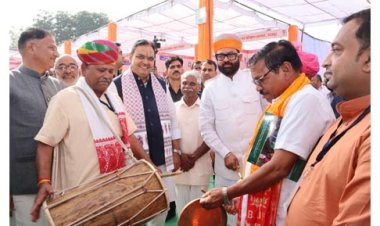 वागड़ क्षेत्र के विकास के लिए राज्य सरकार कृतसंकल्पित गोविंद गुरू जनजातीय क्षेत्रीय विकास योजना से आदिवासियों का होगा कल्याणः मुख्यमंत्री भजनलाल शर्मा
