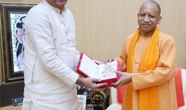 सुरेश सिंह रावत ने की योगी आदित्यनाथ से शिष्टाचार भेंट