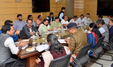 गुलाबी नगरी को स्वच्छ, सुंदर और व्यवस्थित बनाने के लिए प्रमुख शासन सचिव ने दिए सख्त निर्देश