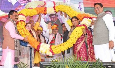 CM भजनलाल ने पूंछरी का लौठा एवं गोवर्धन परिक्रमा विकास परियोजना का किया शिलान्यास 