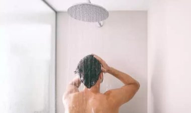 ठंड में बदलिए नहाने का तरीका, कम होगा हार्ट अटैक का खतरा, जानिए क्या है सही तरीका