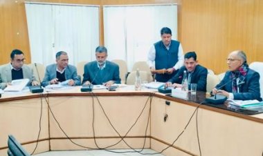 अवैध जल कनेक्शन पर होगी सख्त कार्यवाही, आमजन की मूलभूत पेयजल सुविधाओं को सुदृढ़ बनाने में सभी अधिकारी करें कार्य: जलदाय मंत्री