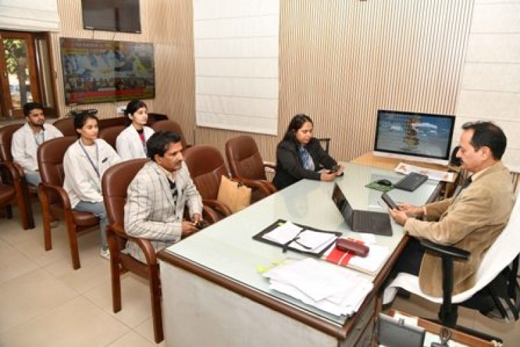 सूचना एवं जनसंपर्क विभाग के अधिकारियों और कर्मचारियों का ऐप के जरिए हुआ प्रकृति परीक्षण