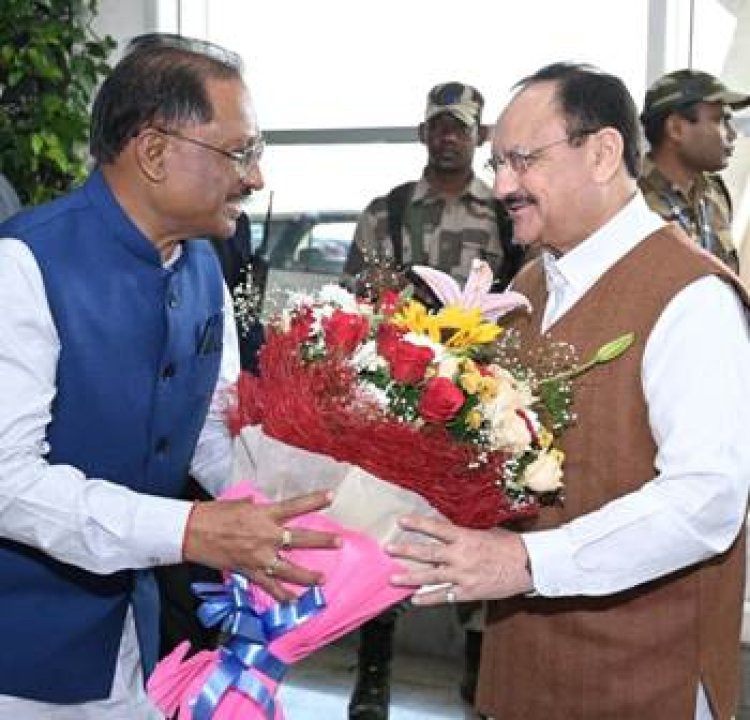  छत्तीसगढ़ के जनादेश परब में शामिल होने केन्द्रीय स्वास्थ्य मंत्री नड्डा रायपुर पहुंचे