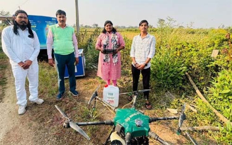 ड्रोन दीदी बनी किसानों की मददगार