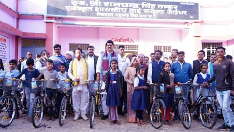 हर जरूरतमंद व्यक्ति तक पहुंच रहा है शासन की जनकल्याणकारी योजनाओं का लाभ: खाद्य मंत्री राजपूत