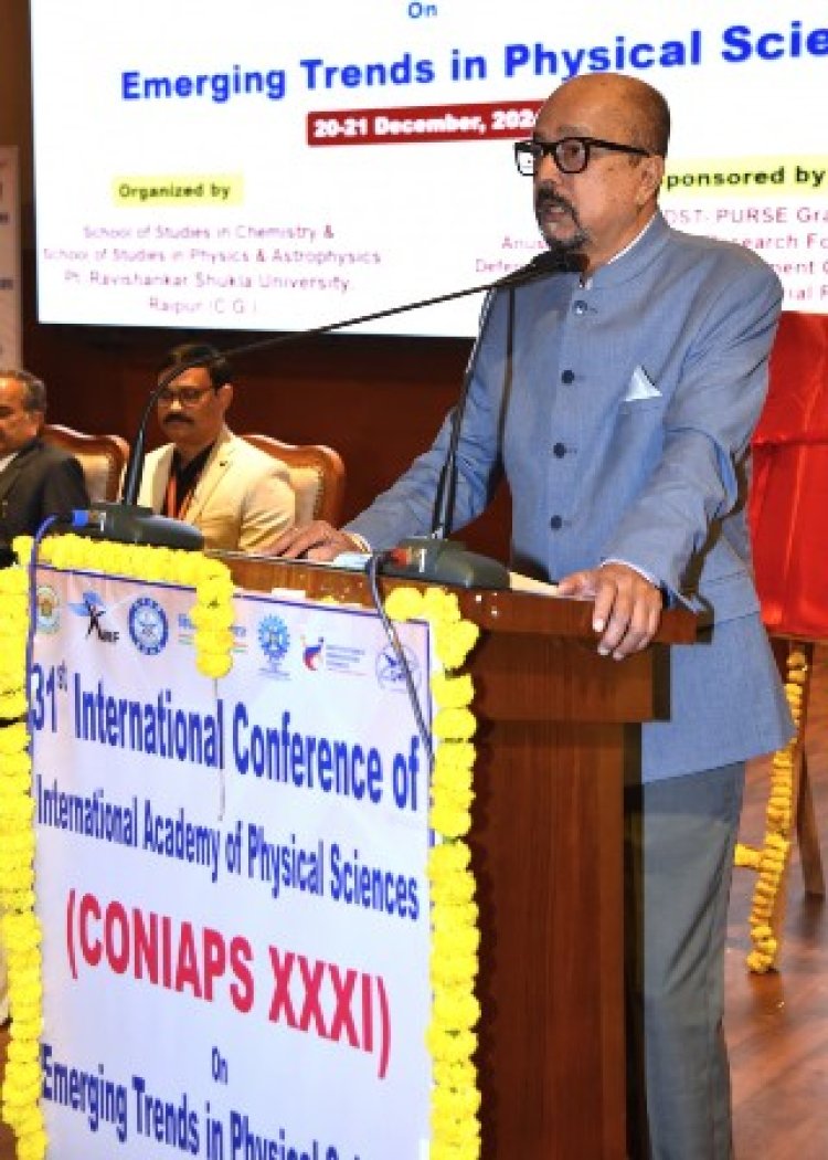 विकसित भारत बनाने के लिए वैज्ञानिक अनुसंधान और नवाचार की भूमिका महत्वपूर्ण: रमेन डेका