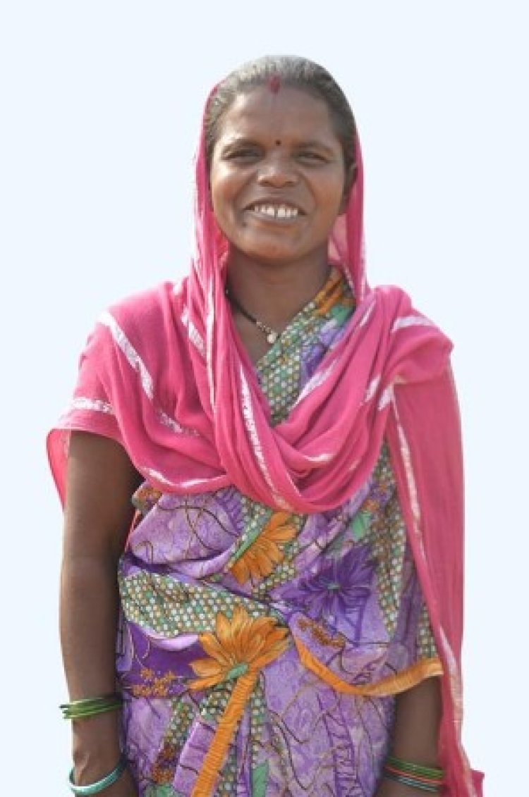 महतारी वंदन योजना से लाभार्थी कंचन और रेखा सशक्त भविष्य की ओर बढ़ा रही कदम