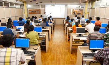 उच्च शिक्षा संस्थानों मे नामांकन बढ़ाया जाए
