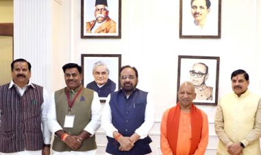 मुख्यमंत्री डॉ. यादव से उत्तर प्रदेश के मुख्यमंत्री योगी ने की सौजन्य भेंट